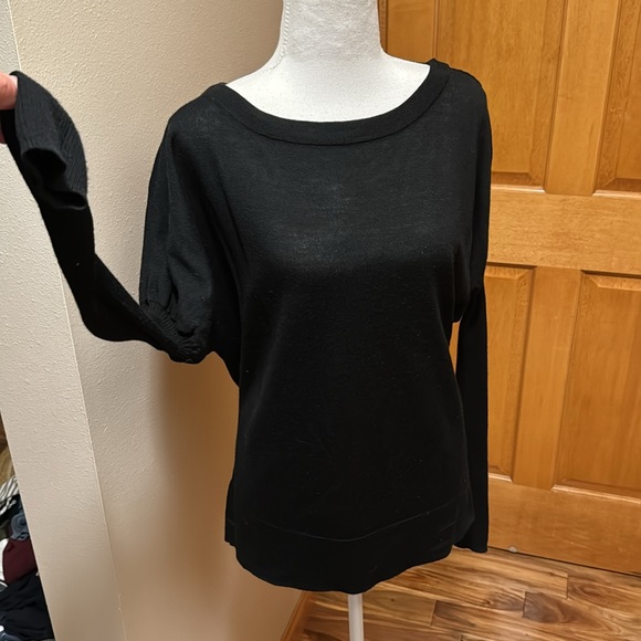 The Limited Black Dohlman Sweater - Picture 2 of 5